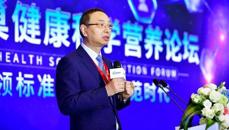 蔡威 中国营养学会主任委员